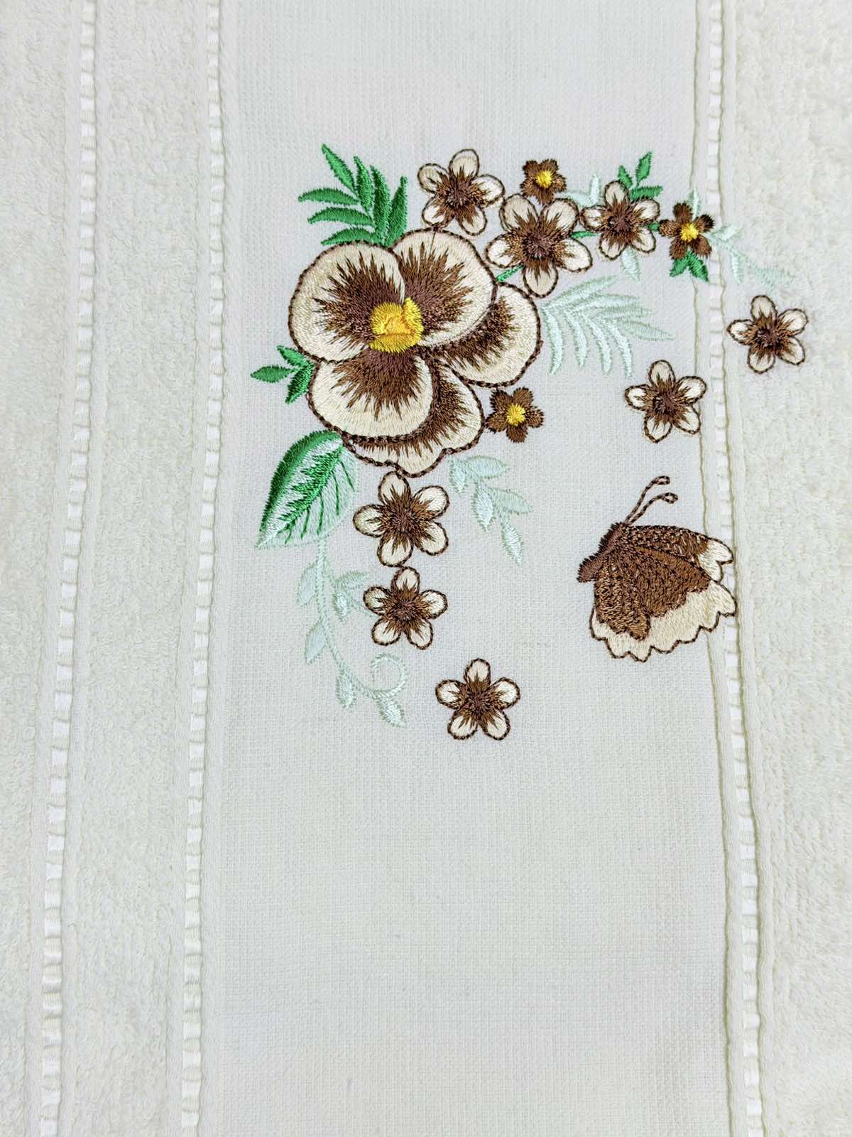 Σετ Πετσέτες “Ασημάκης Home” – Κεντητά Λουλουδάκια 2 τεμαχίων - Image 3