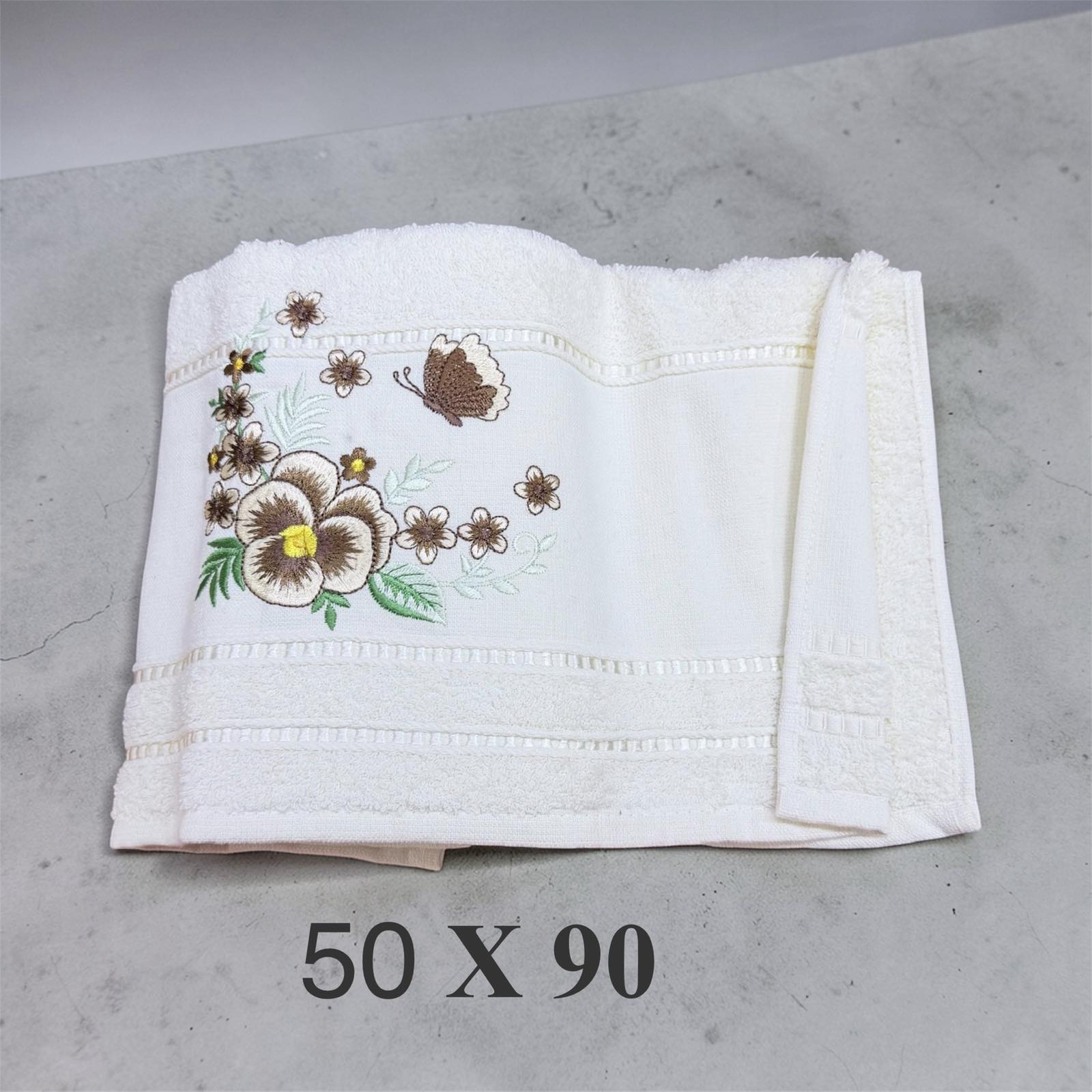 Σετ Πετσέτες “Ασημάκης Home” – Κεντητά Λουλουδάκια 2 τεμαχίων - Image 5