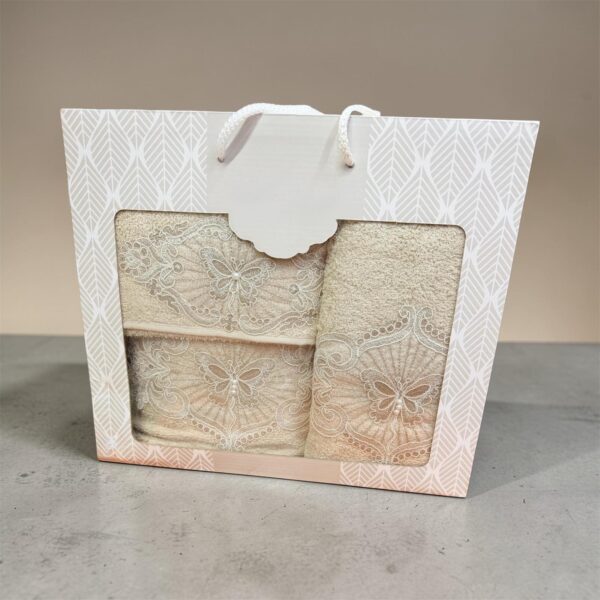 Σετ Πετσετών 3 Τεμαχίων με Κεντητές Πεταλούδες & Μαργαριτάρια