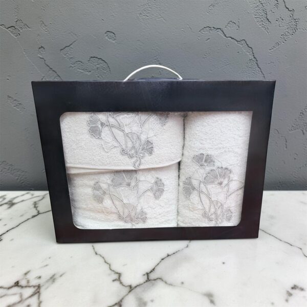 Σετ Πετσέτες 3 Τεμαχίων Λευκό με Κεντητό Floral Σχέδιο – Ασημάκης Home