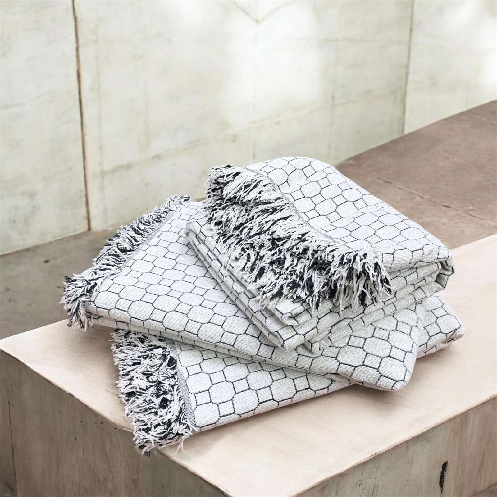 Σετ Ριχτάρια Καναπέδων 3 Τεμαχίων – Γεωμετρικό Σχέδιο | Ασημάκης Home