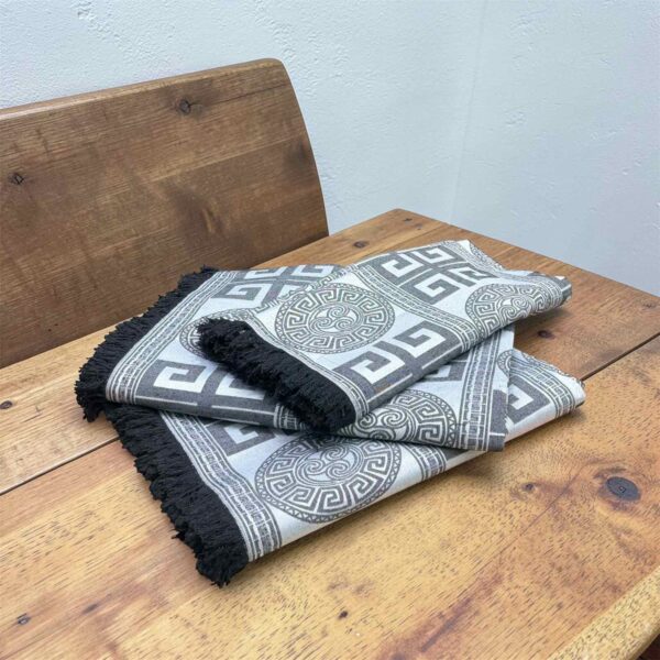 Σετ Ριχτάρια Καναπέδων 3 Τεμαχίων – Γκρι / Μαύρο με Μαύρα Κρόσσια | Ασημάκης Home