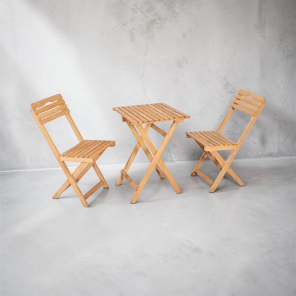 Ξύλινο Πτυσσόμενο Σετ Μπιστρό 3 Τεμαχίων – Κομψότητα & Άνεση για Κήπο και Μπαλκόνι